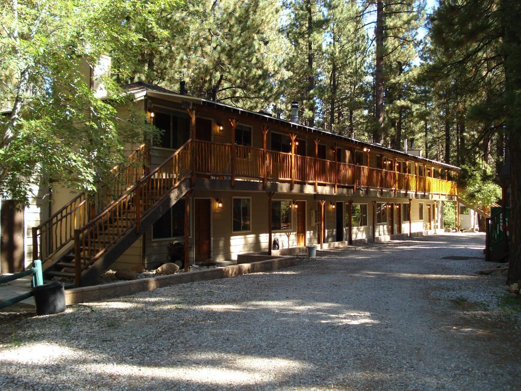Goldmine Lodge *
